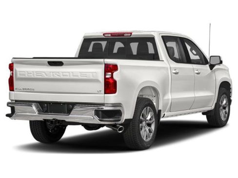 Used 2022 Chevrolet Silverado 1500 High Country w/ Technology Package AWD/4WD image 2