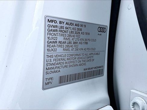 Used 2019 Audi Q8 Premium Plus w/ Premium Plus AWD/4WD image 35