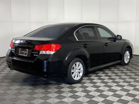 Used 2011 Subaru Legacy 2.5i Premium w/ All-Weather Pkg image 8