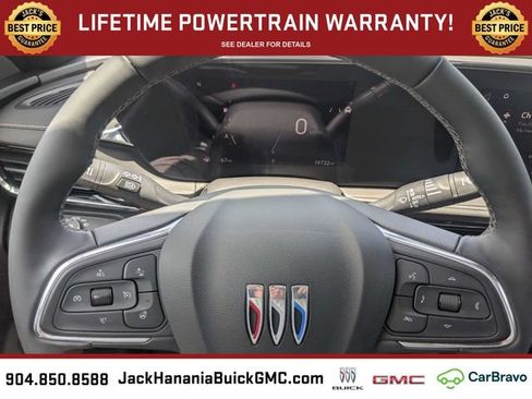 Used 2025 Buick Envista Avenir FWD image 29