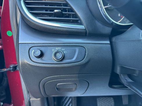 Used 2019 Buick Encore Preferred image 27