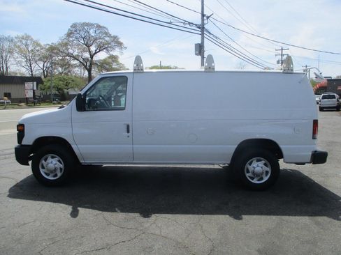 Used 2011 Ford E-250 and Econoline 250 w/ PWR Group image 4