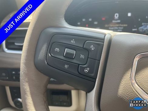 Used 2022 GMC Yukon Denali w/ Denali Premium Package AWD/4WD image 29