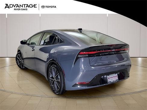 New 2026 Toyota Prius XLE image 5