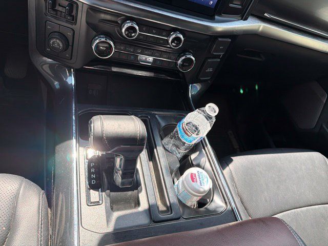Used 2022 Ford F150 Lariat AWD/4WD image 9