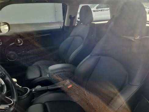 Used 2015 MINI Cooper S image 18