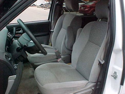 Used 2006 Chevrolet Uplander LS w/ Climate Package FWD image 18