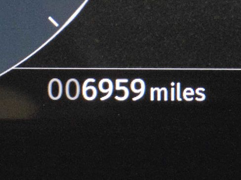 Certified 2025 Land Rover Range Rover Velar S image 25