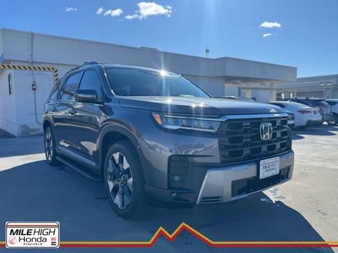 New 2026 Honda Pilot Touring image 1