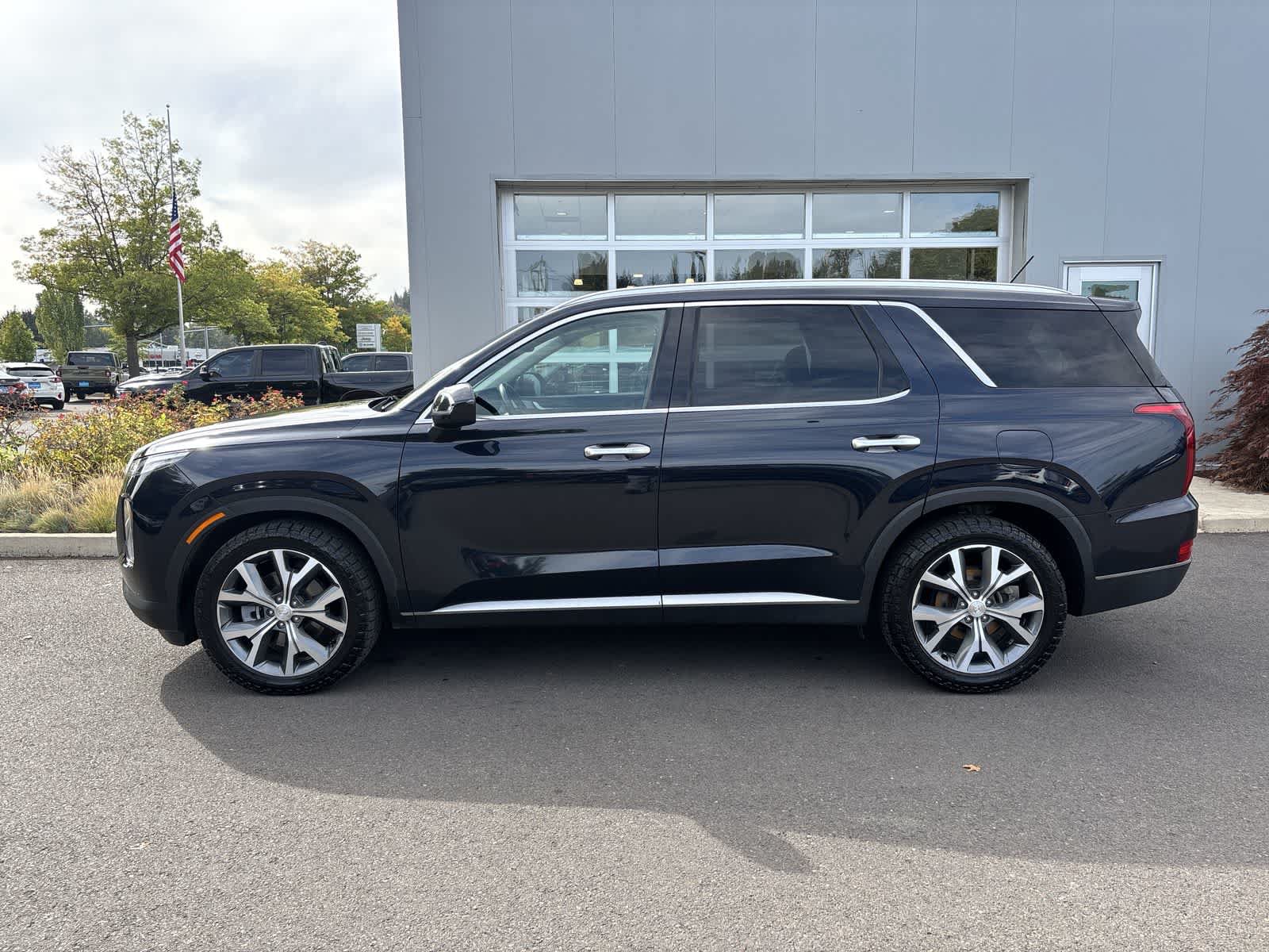 Used 2022 Hyundai Palisade SEL w/ Convenience Package AWD/4WD image 2