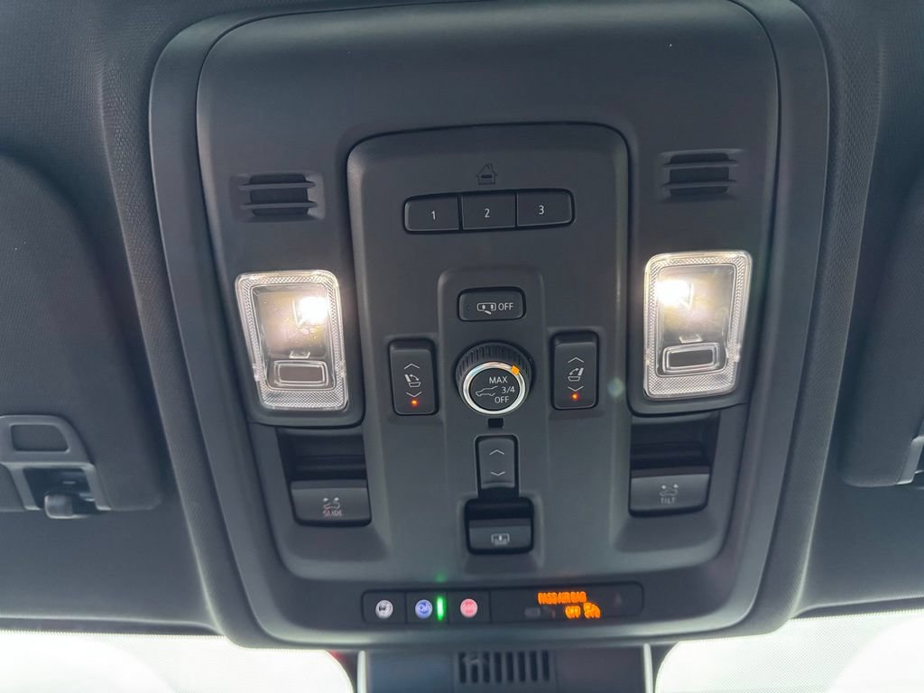 Certified 2023 Chevrolet Tahoe Premier w/ Premium Package AWD/4WD image 15