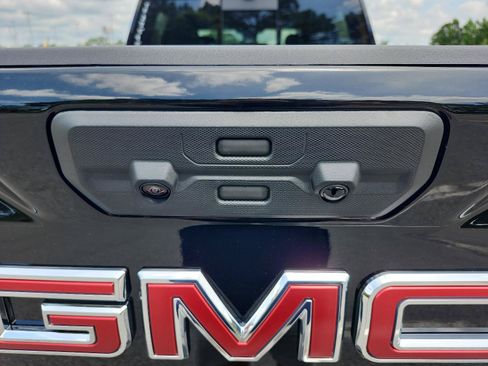 New 2026 GMC Sierra 3500 Denali w/ Denali Reserve Package AWD/4WD image 9