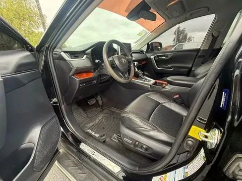 Used 2019 Toyota RAV4 Adventure w/ All Weather Liner Package AWD/4WD image 9