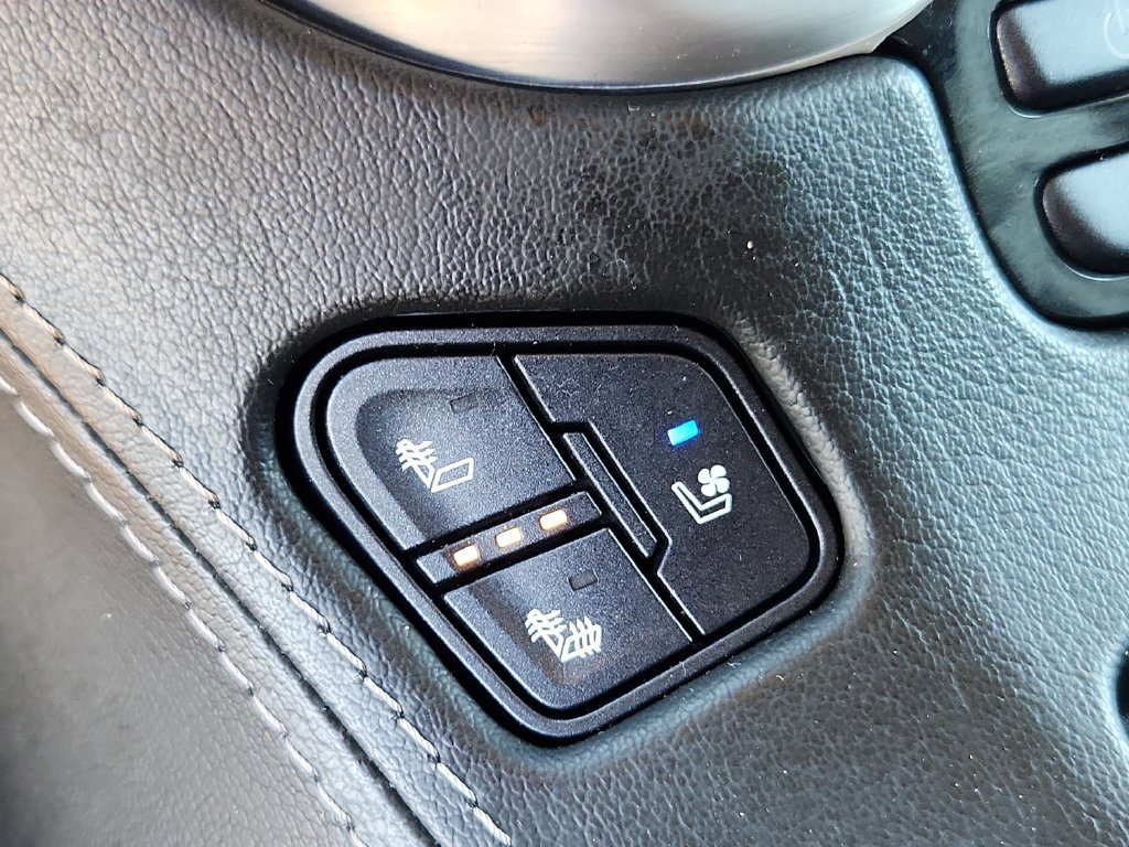 Used 2019 GMC Yukon XL SLT AWD/4WD image 20