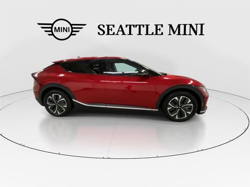 Used 2024 Kia EV6 Light image 13