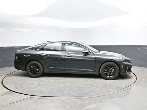 Used 2025 Kia K5 LXS image 12