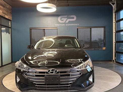 Used 2020 Hyundai Elantra Value Edition w/ Cargo Package (C1) FWD image 16