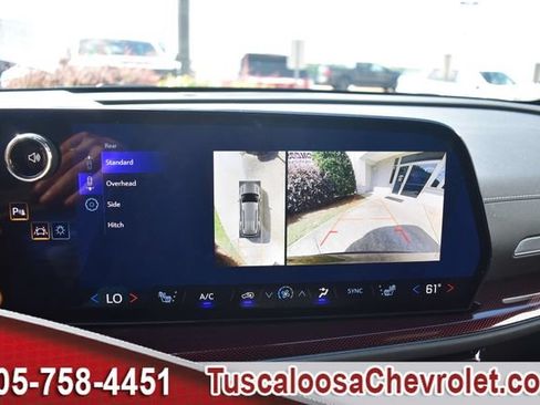 Certified 2026 Chevrolet Traverse Z71 w/ Driver Confidence Package AWD/4WD image 39