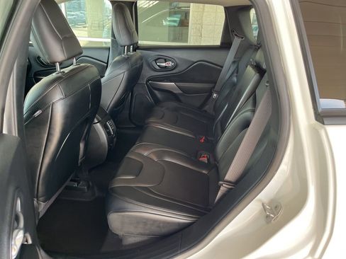 Used 2022 Jeep Cherokee Latitude Lux image 14