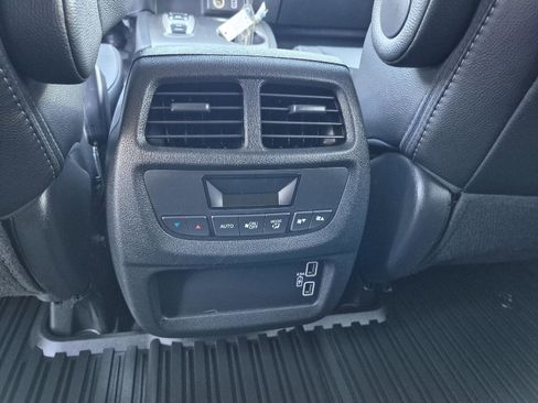 Used 2022 Honda Pilot Special Edition image 8