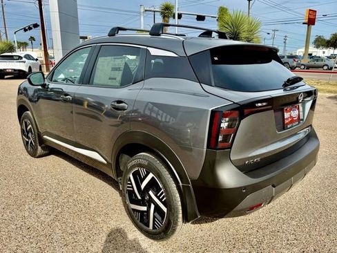 New 2026 Nissan Kicks SV w/ Cold Weather Package image 5