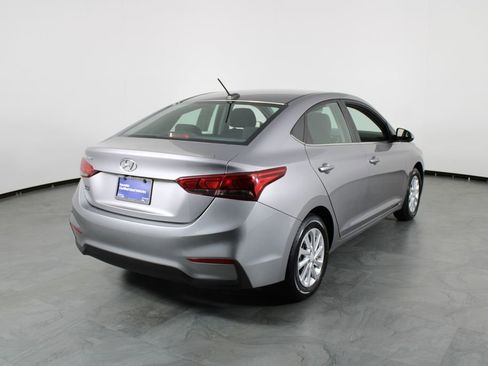 Certified 2022 Hyundai Accent SEL FWD image 16