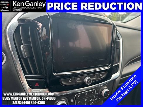 Used 2018 Chevrolet Traverse LT FWD image 17