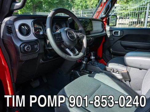 Used 2024 Jeep Wrangler Unlimited Sport AWD/4WD image 10