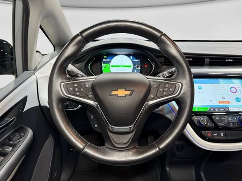 Used 2019 Chevrolet Bolt Premier w/ Infotainment Package image 9