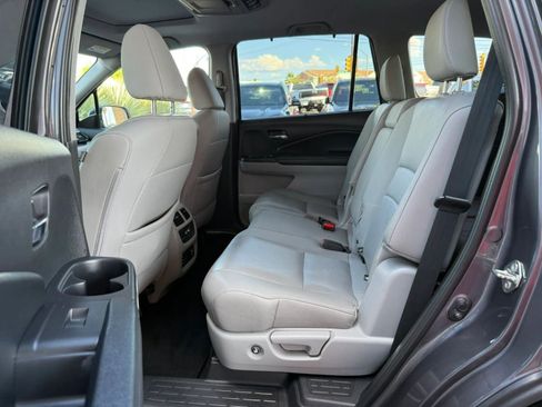 Used 2017 Honda Pilot Touring image 44
