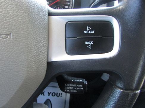 Used 2011 RAM 1500 Classic SLT RWD image 10