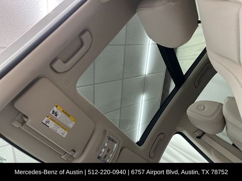 Used 2025 Mercedes-Benz GLE 350 4MATIC image 23