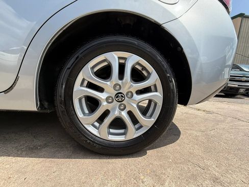 Used 2017 Toyota Yaris iA FWD image 23