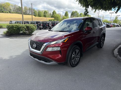 Used 2023 Nissan Rogue SV AWD/4WD image 10