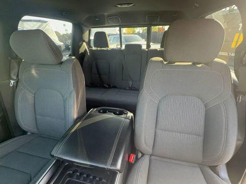Used 2024 RAM 1500 Big Horn image 14