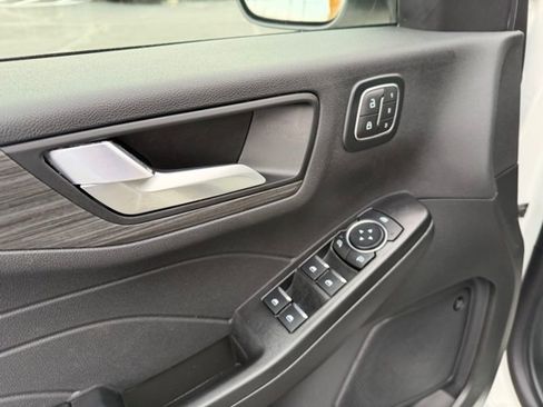 New 2026 Ford Escape Platinum w/ Premium Technology Package image 18