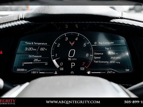 Used 2021 Chevrolet Corvette Stingray Coupe w/ 1LT RWD image 29