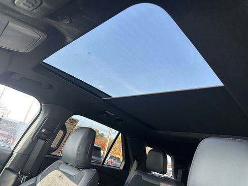 Used 2026 Ford Explorer ST w/ Sun And Sound Package RWD image 32