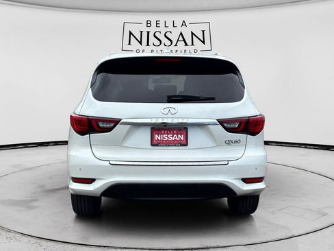 Used 2019 INFINITI QX60 Luxe w/ Essential Package AWD/4WD image 4