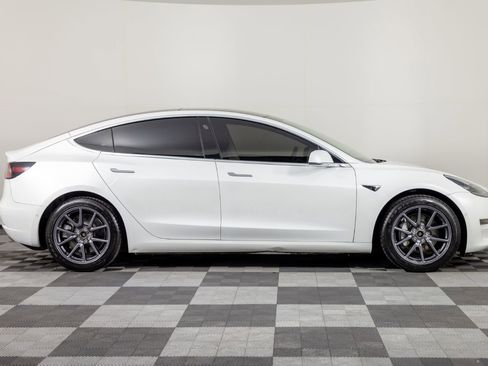 Used 2020 Tesla Model 3 Long Range AWD/4WD image 9