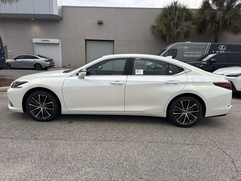 New 2025 Lexus ES 350 w/ Premium Package image 6