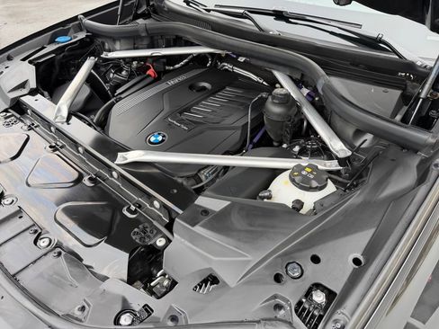 Used 2023 BMW X5 xDrive40i image 32