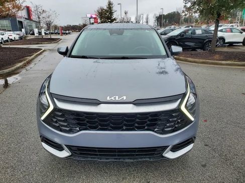 Used 2023 Kia Sportage EX image 8