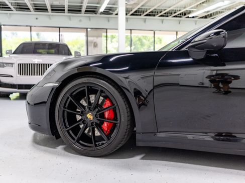 Used 2020 Porsche 911 Carrera S RWD image 50