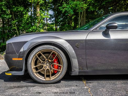 Used 2020 Dodge Challenger SRT Hellcat image 4