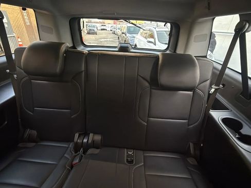 Used 2017 GMC Yukon XL SLT image 28