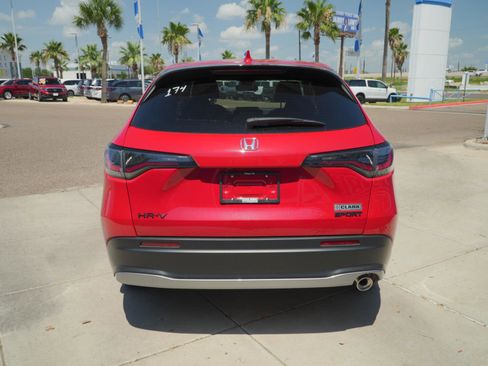 New 2027 Honda HR-V Sport image 6