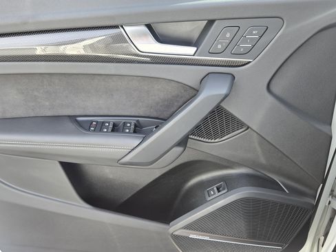 Used 2021 Audi SQ5 Premium Plus w/ Premium Plus Package AWD/4WD image 32