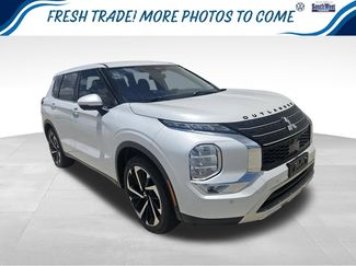 Used 2023 Mitsubishi Outlander SE FWD video 1