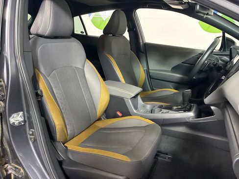 Used 2025 Subaru Crosstrek 2.5i Sport AWD/4WD image 35